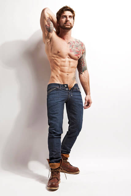 Bobby_Creighton_fisico_sexy_modello_americano