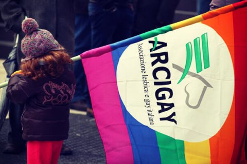 Movimento LGBT: "oggi il Senato scriverà una brutta pagina di storia" - arcigay associazioni pride BS 6 - Gay.it