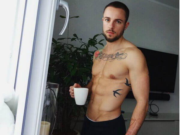 Benjamin Melzer, bellissimo modello trans, sarà su Men's Health - benjamin melzer 2 1 - Gay.it