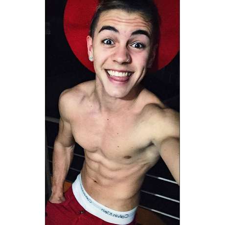 biel_cantante_brasiliano_mcbiel_fisico_sexy