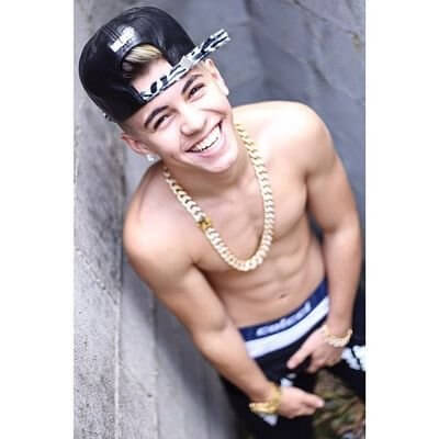 biel_cantante_brasiliano_mcbiel_fisico_sexy