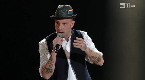 clementino_rainbow_sanremo_2016