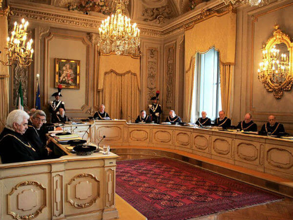 La sentenza sulla stepchild che potrebbe cambiare tutto - corte costituzionale base 2 - Gay.it