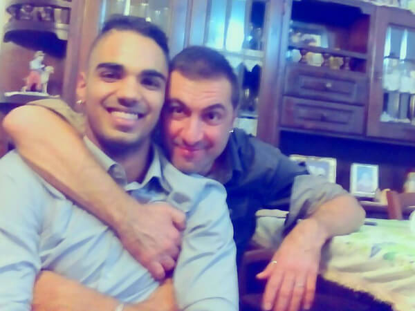Daniele e la lotta per riavere il suo ragazzo, espulso dall’Italia