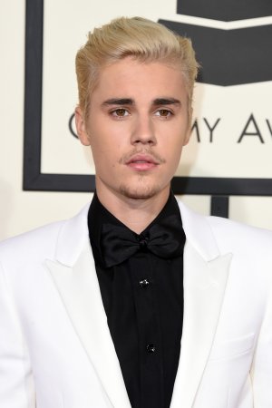 grammy_awards_2016_justin_bieber