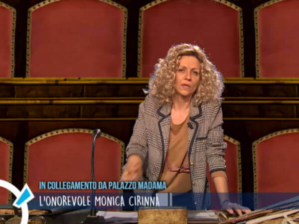 Lucia Ocone straordinaria nei panni di Monica Cirinnà