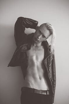 myles_sexton_sexy
