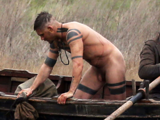 tom_hardy_nudo_cazzo