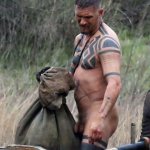 tom_hardy_nudo_cazzo - Thumbnail