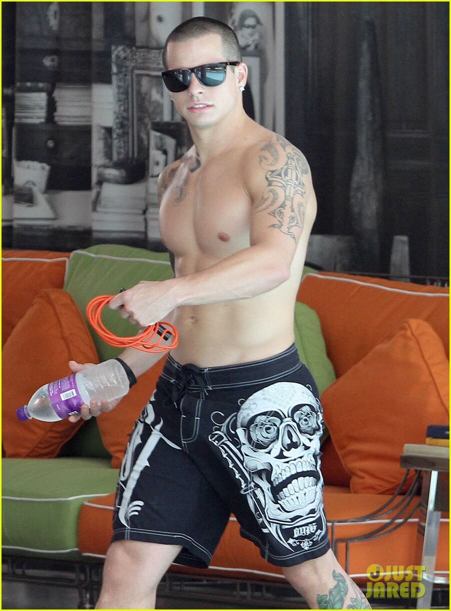 Casper_Smart_fisico_sexy