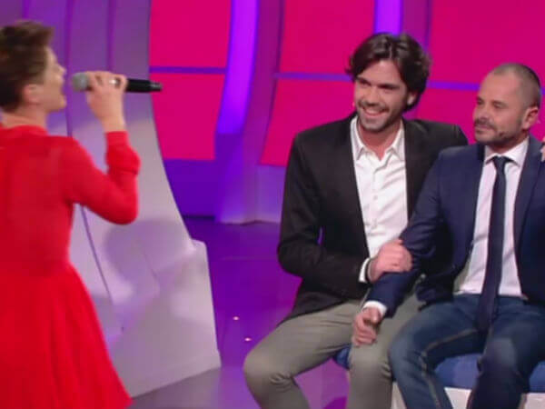 A C’è posta per Te una splendida coppia gay con Alessandra Amoroso