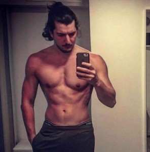 andrea_preti_fisico_sexy_isola_dei_famosi