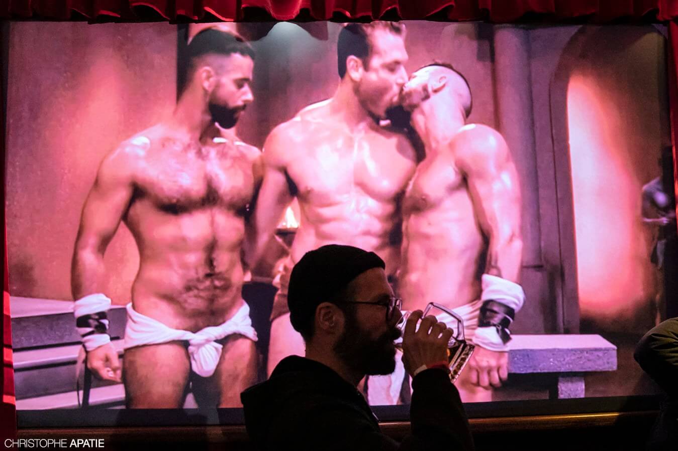 locali gay parigi, cox gay bar