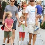 Buona festa del papà gay: la gallery dei 10 papà più famosi - Thumbnail