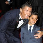 Buona festa del papà gay: la gallery dei 10 papà più famosi - Thumbnail
