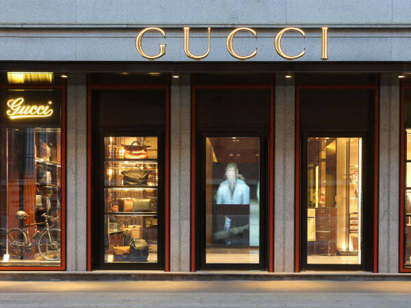 Gucci: sì al permesso matrimoniale per le coppie gay - gucci negozio base 1 - Gay.it
