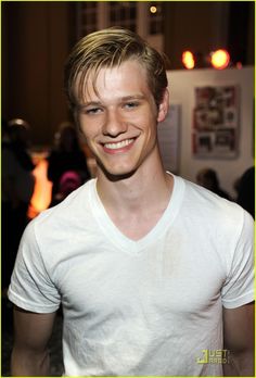 lucas_till_macgyver