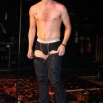 olly_murs_nudo_pacco - Thumbnail