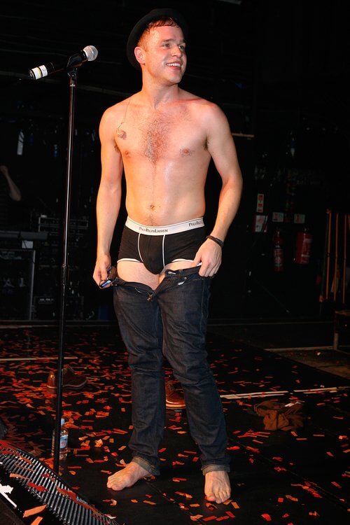 olly_murs_nudo_pacco
