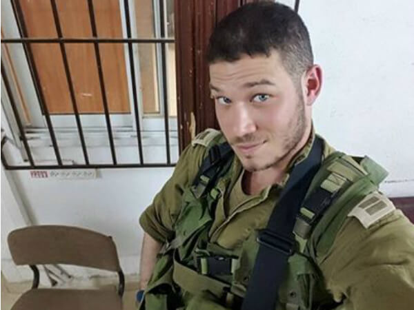 Soldato gay si sfoga su Facebook: “Israele mi ha abbandonato”