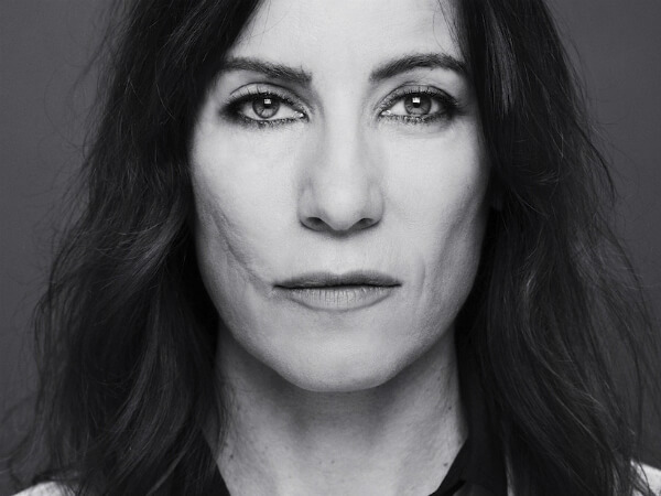 Paola Turci: “Dire che sono lesbica è come dire che sono etero!” - paola turci intervista gayit 1 - Gay.it