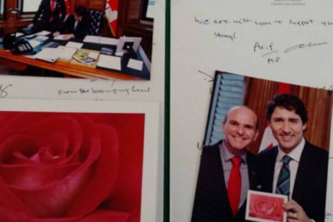 Un canadese, mobbizzato perché gay, riceve una lettera dal Primo Ministro - san valentino canada trudeau base - Gay.it