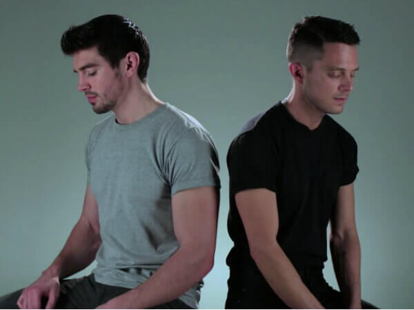 Steve Grand e Eli Lieb in “Look Away”, fine di un amore fra due ragazzi