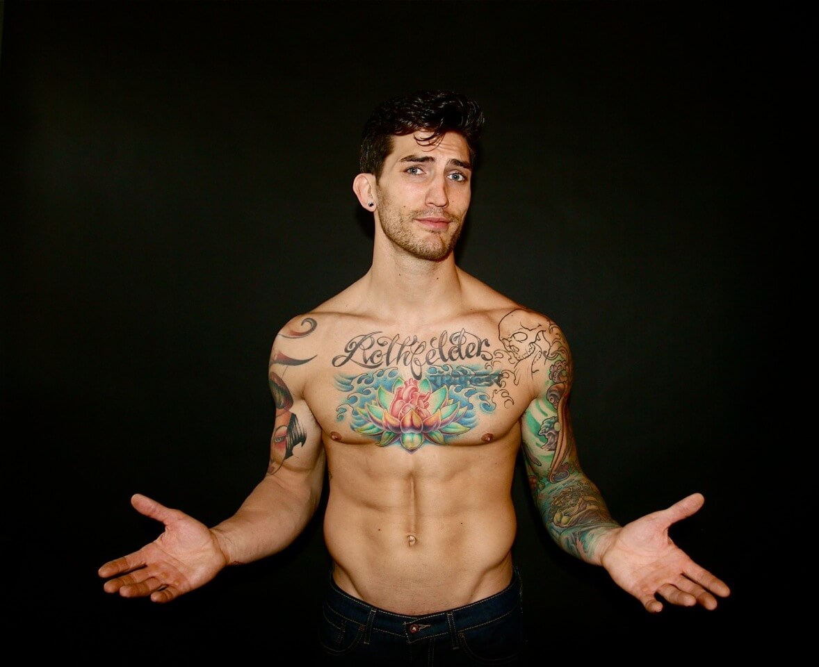 adam_von_rothfelder_nudo_fisico_sexy