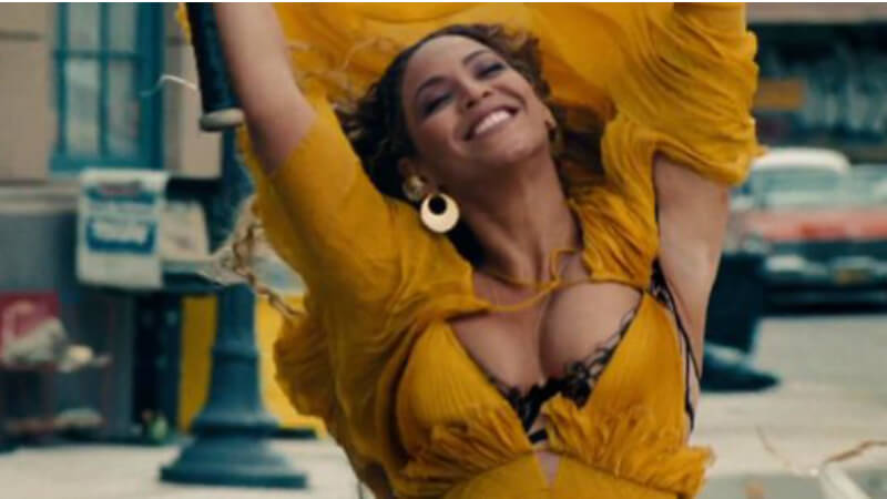 Beyoncè: nuovo album, “Lemonade”, a sorpresa e 6 nuovi video!