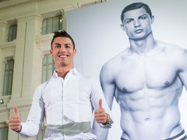 Cristiano Ronaldo nelle foto promozionali per CR7 underwear 2016