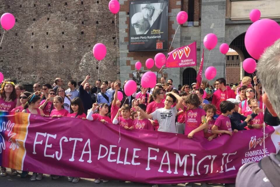 Festa delle Famiglie Arcobaleno a Milano: ecco foto e video! - festa famiglie arcobaleno milano 15 - Gay.it