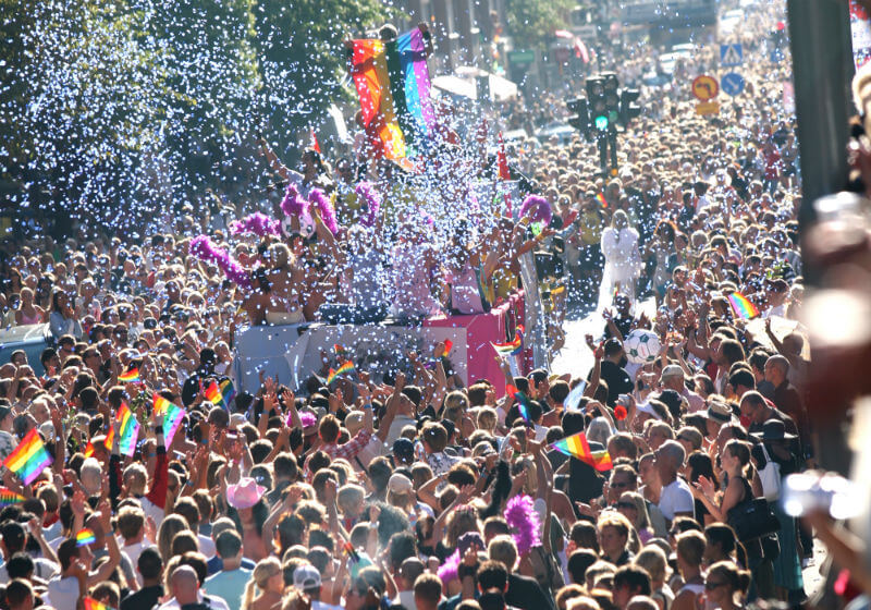 Treviso Pride: patrocinio del Comune, ma multe a chi esagera - gay pride svezia - Gay.it