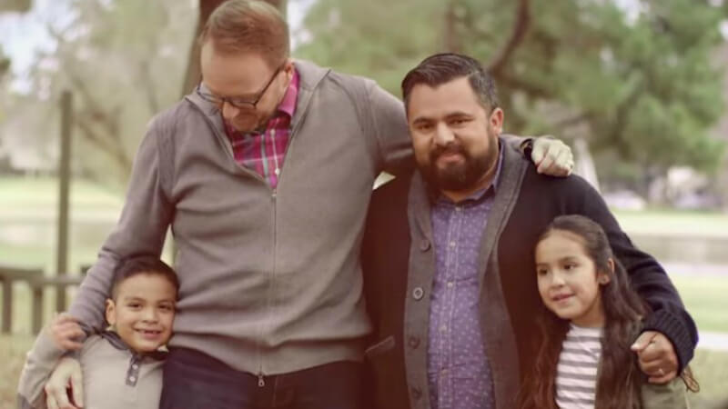 Due papà gay nel nuovo spot per Honey Maid