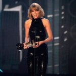 iHeartRadio_music_awards_2016_taylor_swift - Thumbnail