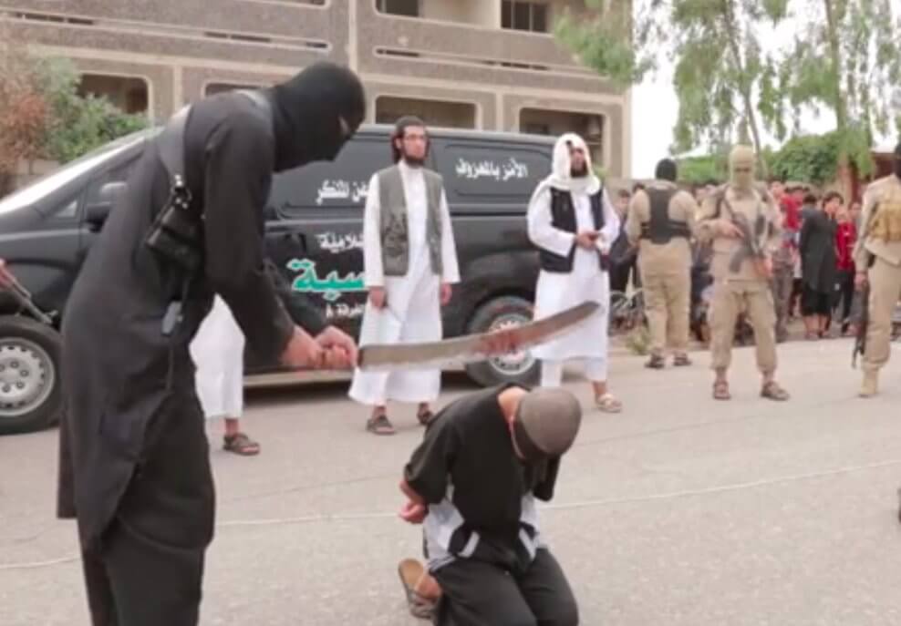 ISIS: nuove esecuzioni di gay, le immagini shock