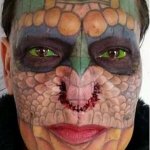 Trans-Dragon: donna trans si rifà tutta per assomigliare a un dragone - Thumbnail