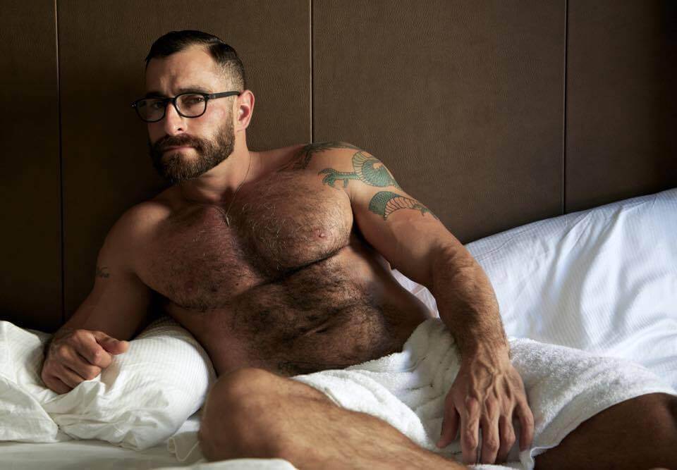 bear_naked_chef_travel_edition
