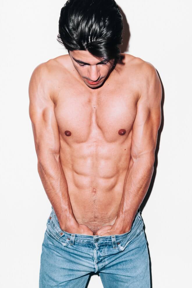 Bruno_Miranda_modello_nudo