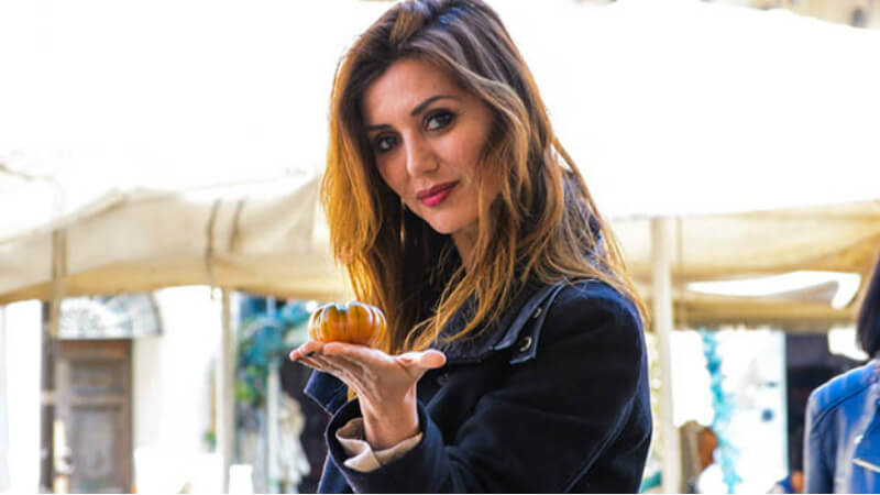 Daniela Martani: “Se vinco, celebrerò matrimoni gay!”