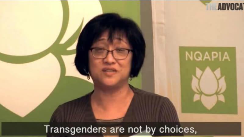 Mamma parla del suicidio della figlia transgender FtM