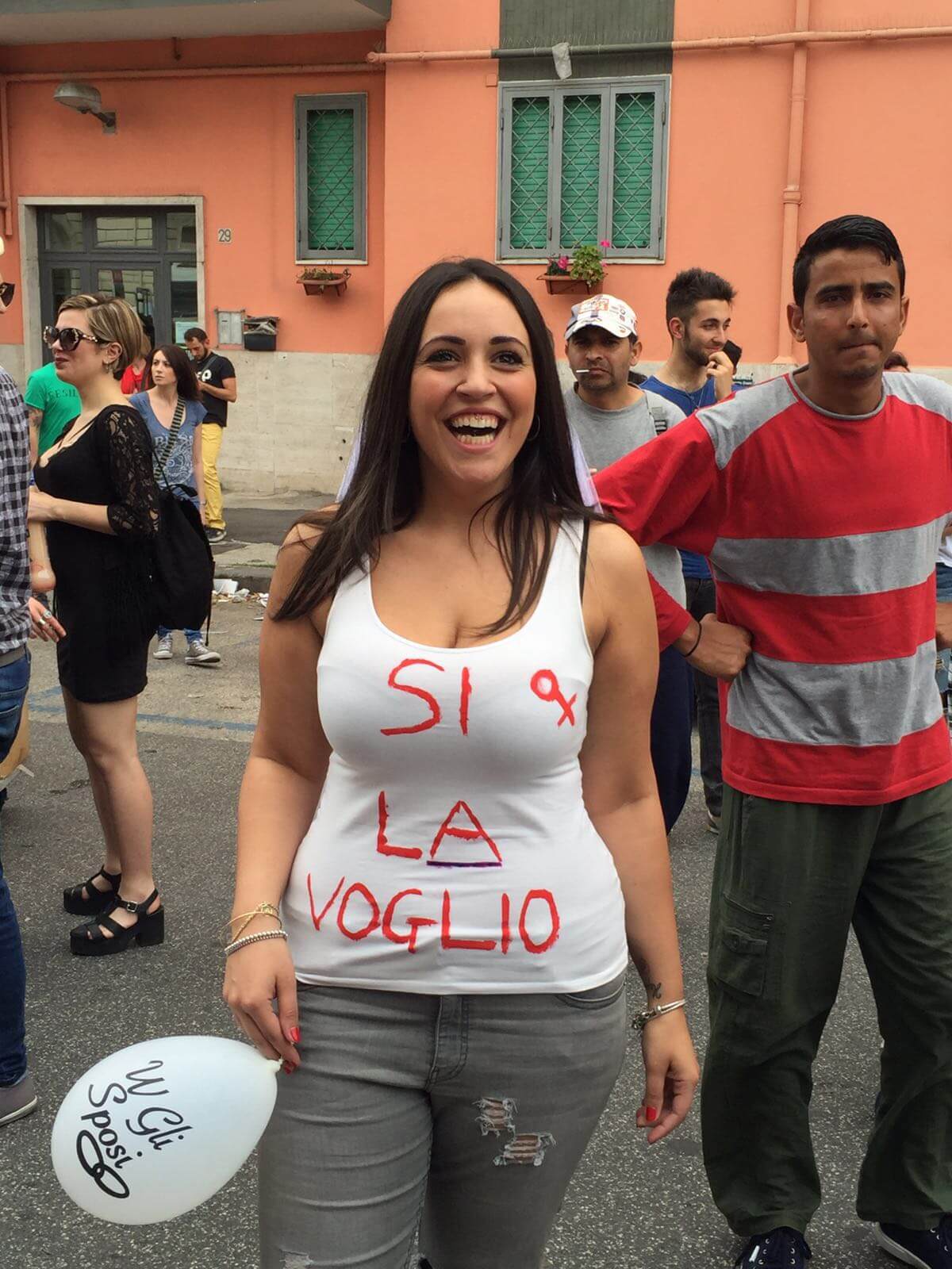 De Magistris in marcia al Pride di Napoli