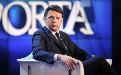 Renzi: "Ho giurato sulla Costituzione, non sul Vangelo" - renzi porta a porta - Gay.it