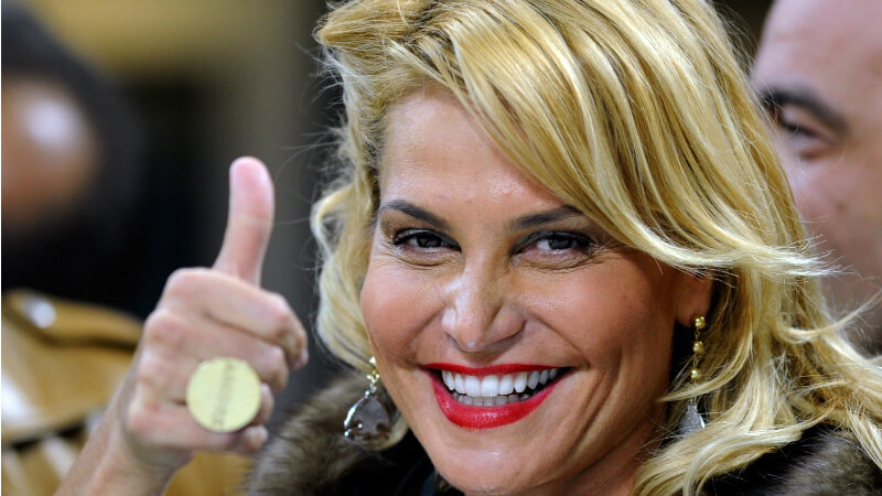 Grande Fratello VIP: in arrivo da Ottobre, condurrà Simona Ventura