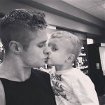 Wayne Skivington: dolce papà e performer del Cirque du Soleil - Thumbnail