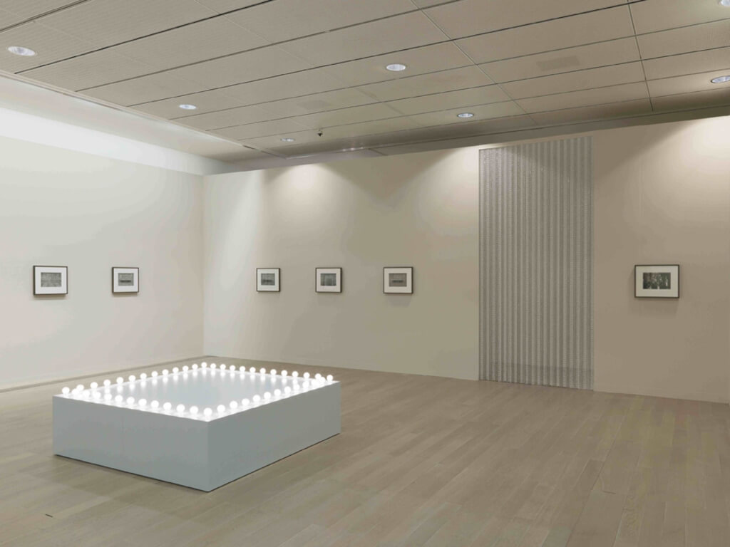Nove opere di Félix Gonzalez-Torres