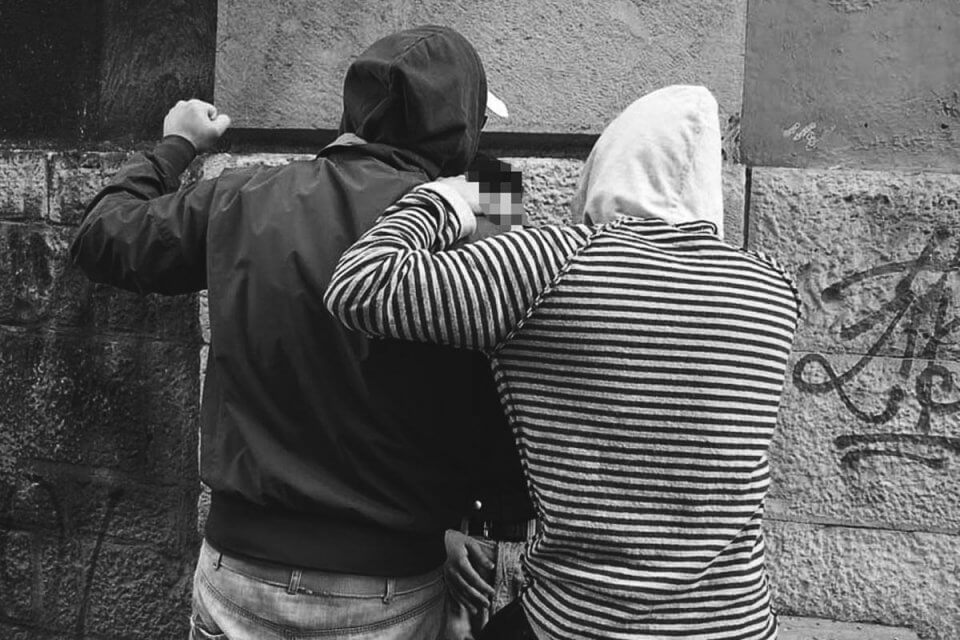 Agguato all’organizzatore del Treviso Pride: accerchiato e preso a pugni da 15 omofobi