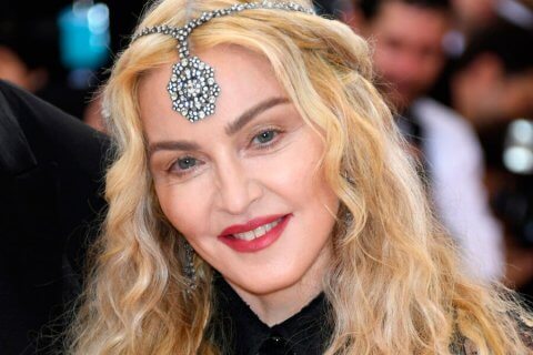 Madonna, Kylie Minogue e Nicole Kidman a Napoli - napoliMADONNAgivenchydolcegabbana - Gay.it