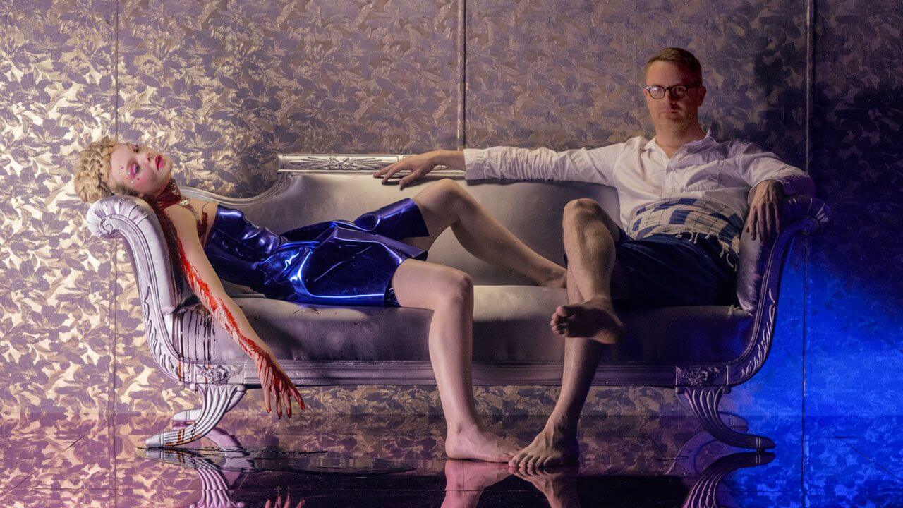 the_neon_demon_elle_fanning
