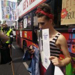 Un bagno mistico nella libertà: è il Berlin Pride - Thumbnail