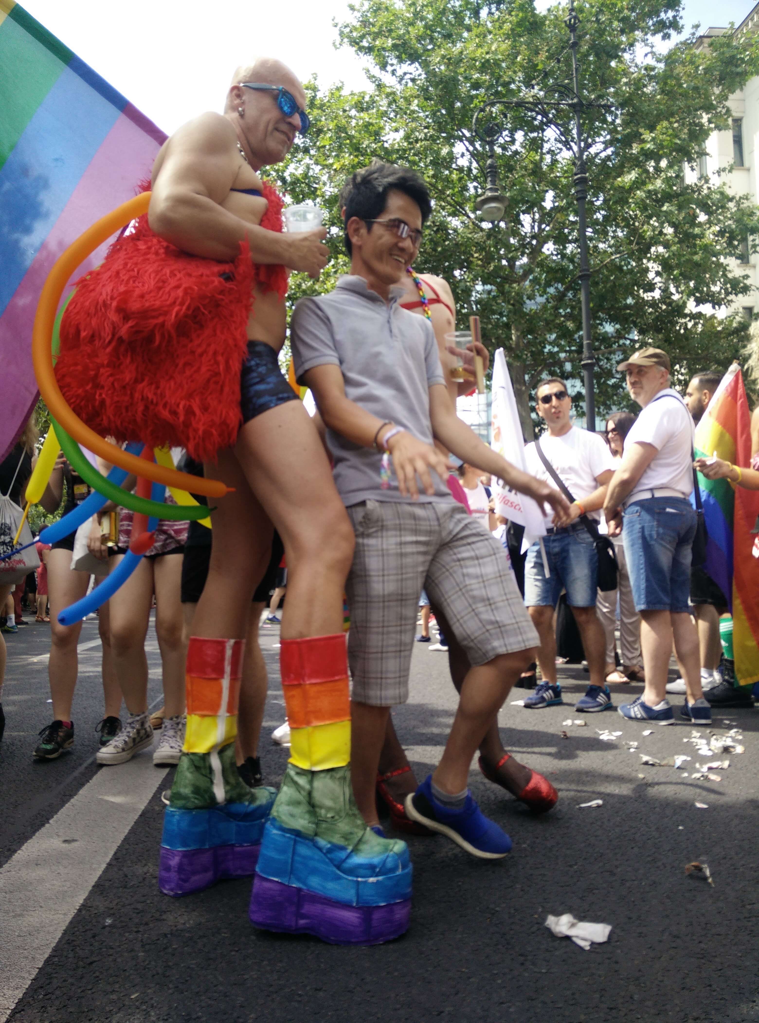 Un bagno mistico nella libertà: è il Berlin Pride